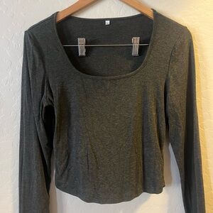 Women's Gray Long Sleeve Top